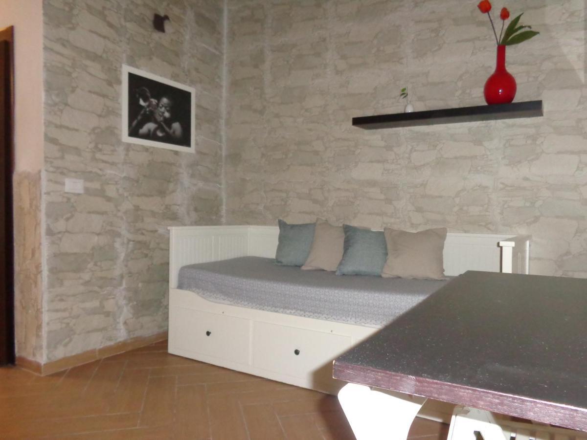Casa Gaia Ortigia Holiday Home Syracuse ภายนอก รูปภาพ